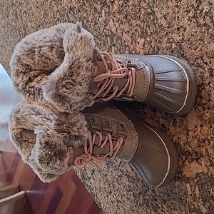 Toddler girl London fog snow boots